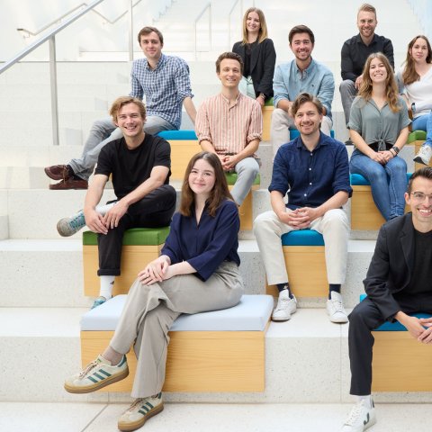 Die Arbeitsgruppe „Hämatologie und Immune Engineering“ am Deutschen Krebsforschungszentrum Heidelberg, die von Dr. Mirco Friedrich (vorn rechts) geleitet wird.