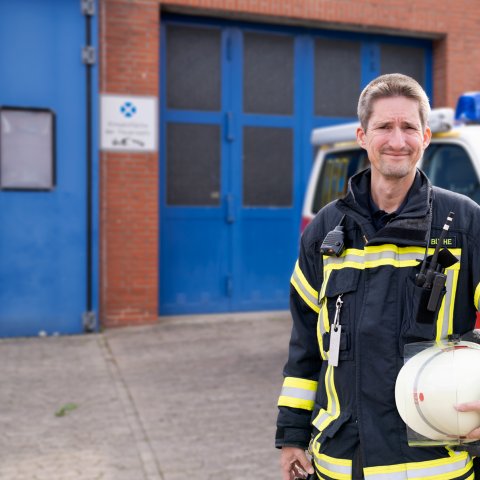 Jan-Henrik Büthe, Oberbrandmeister Freiwillige Feuerwehr, Anästhesist und Notarzt